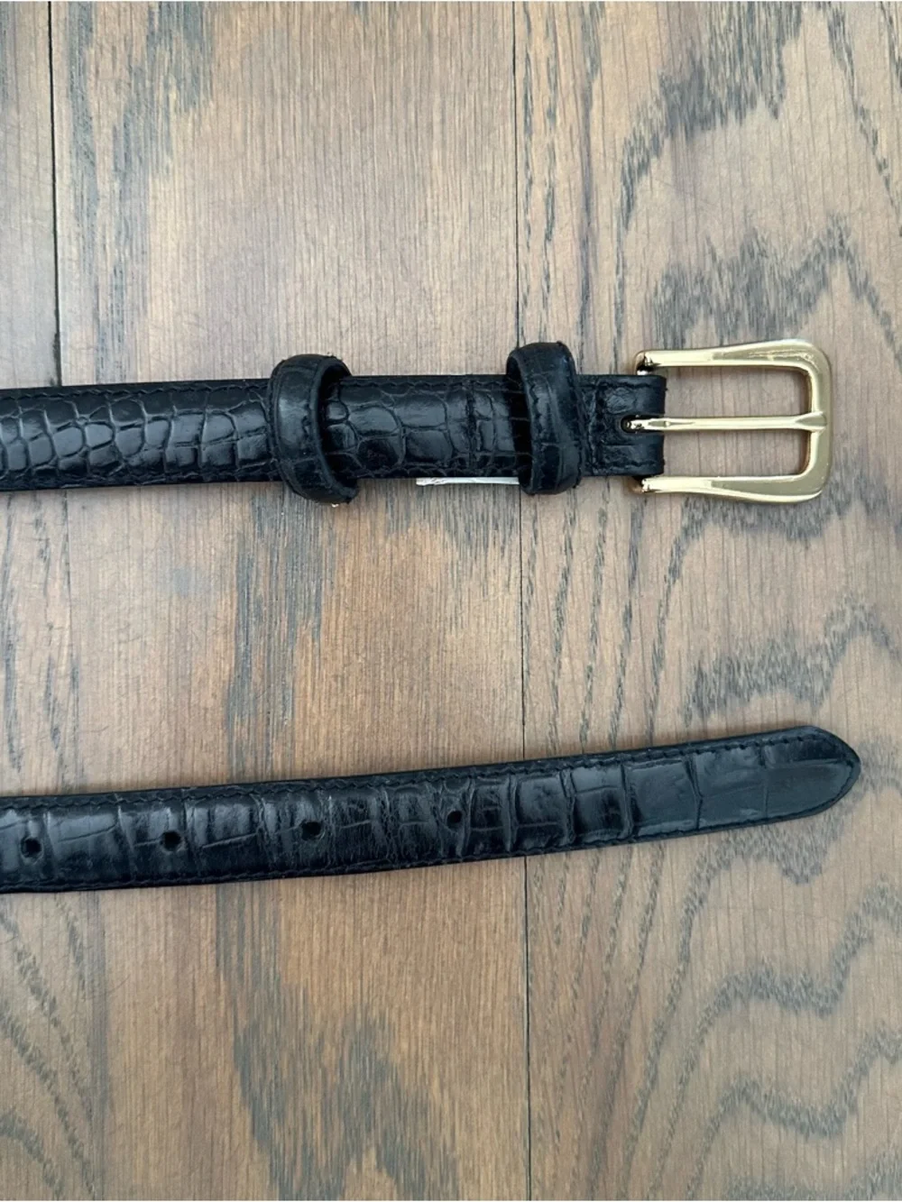 Vintage Ann Taylor Crocodile Embossed Leather Belt in Black, Gold Medium